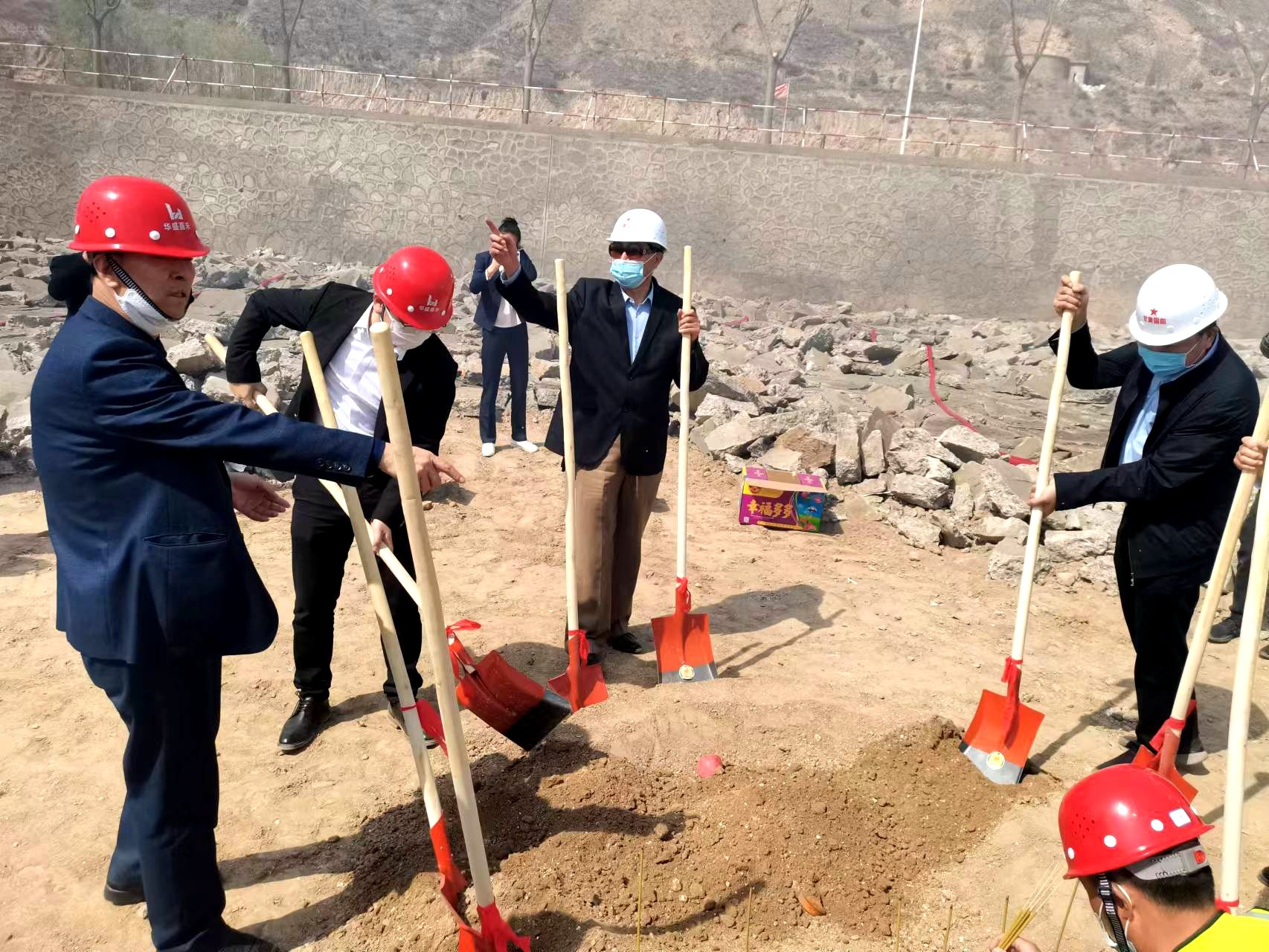 1649580715671794.jpg 1649580715671794.jpg