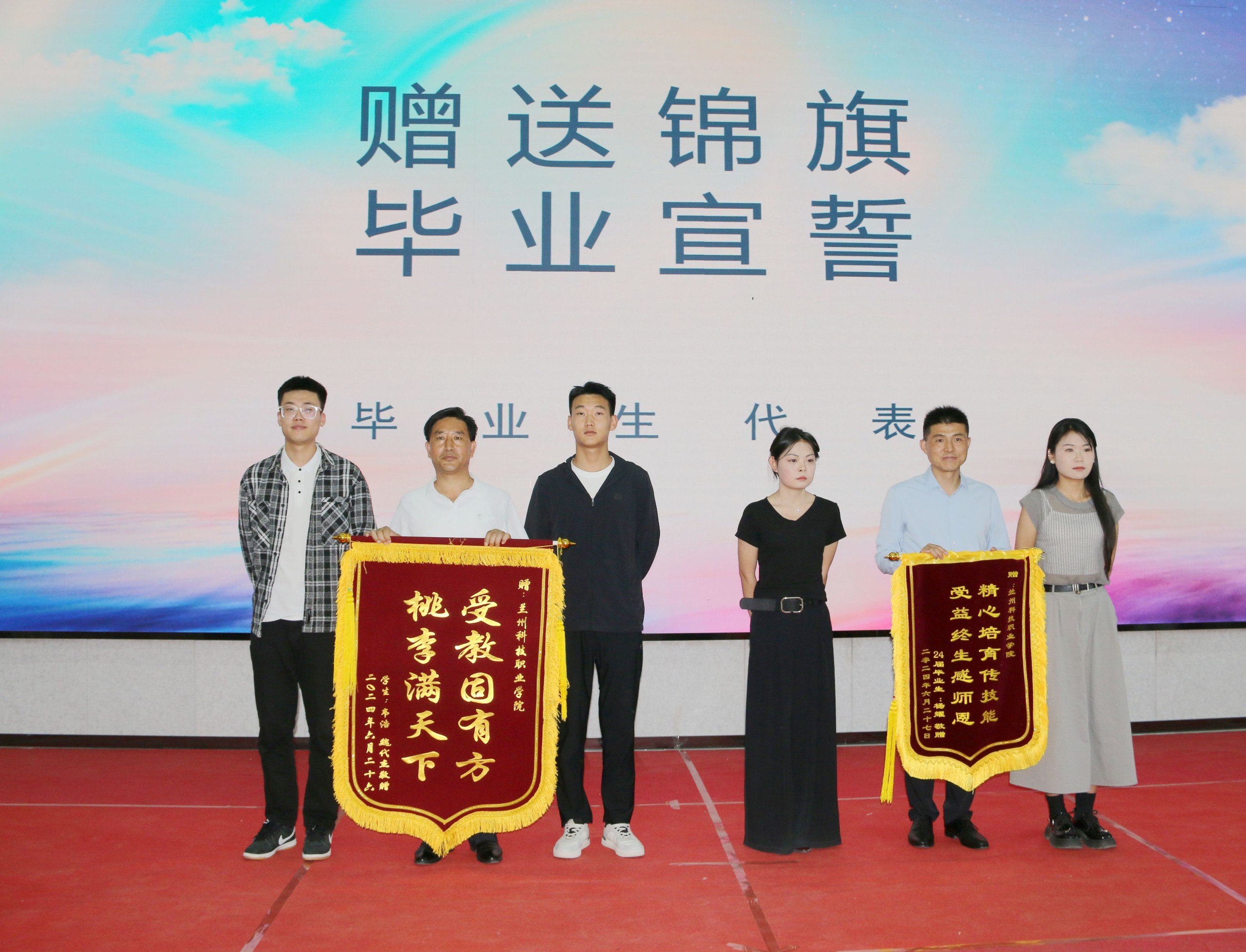 1719825250569301.jpg 1719825250569301.jpg