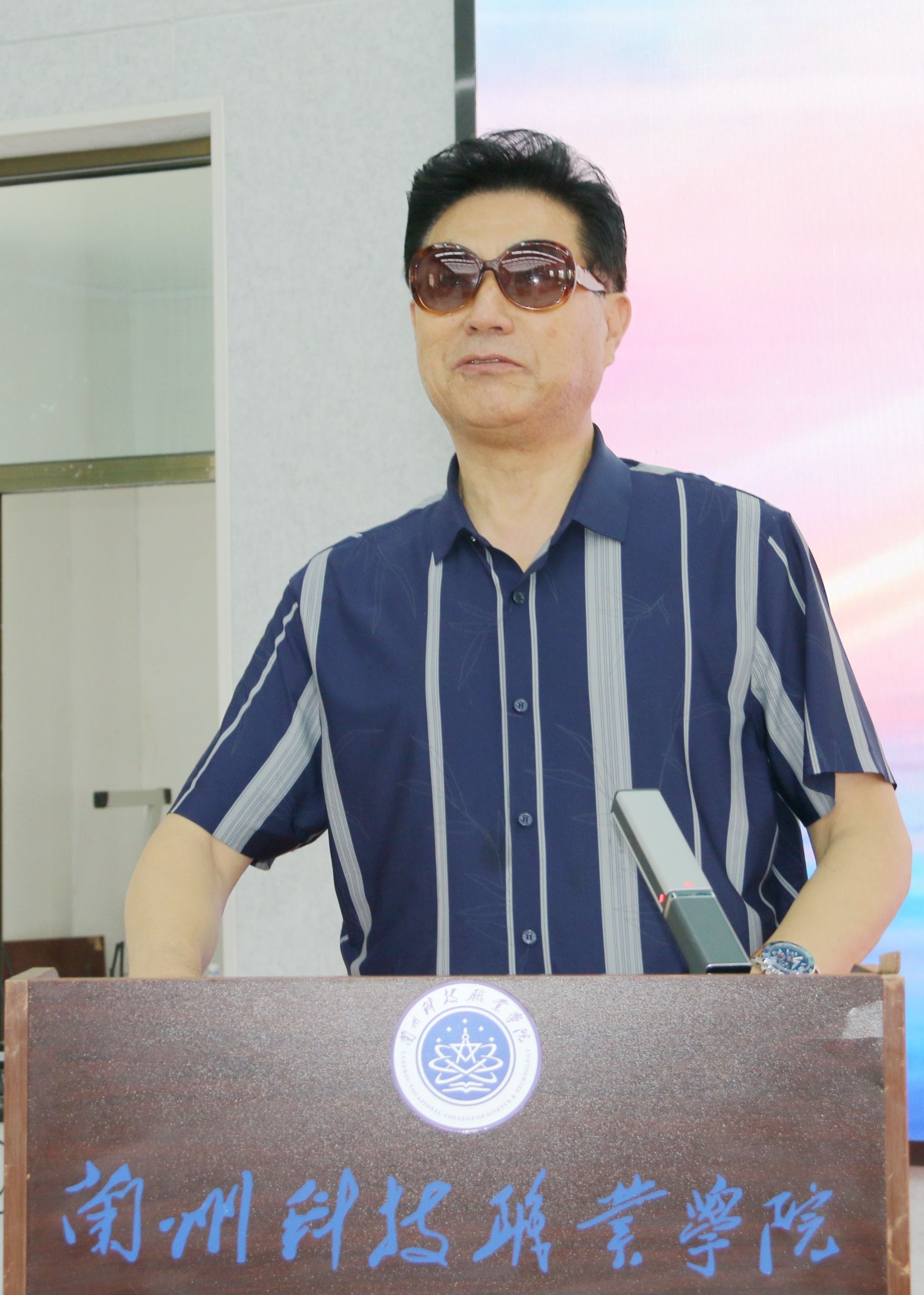 1719825301214744.jpg 1719825301214744.jpg