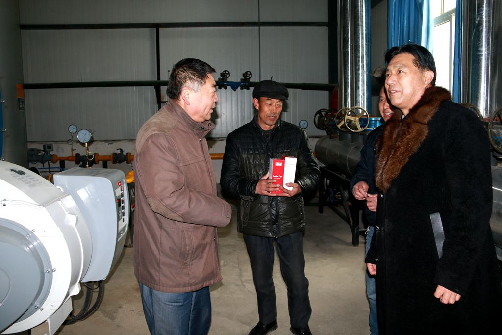 1548650347.jpg beat365英国官网网站领导慰问在岗教职工督查安全工作2.jpg